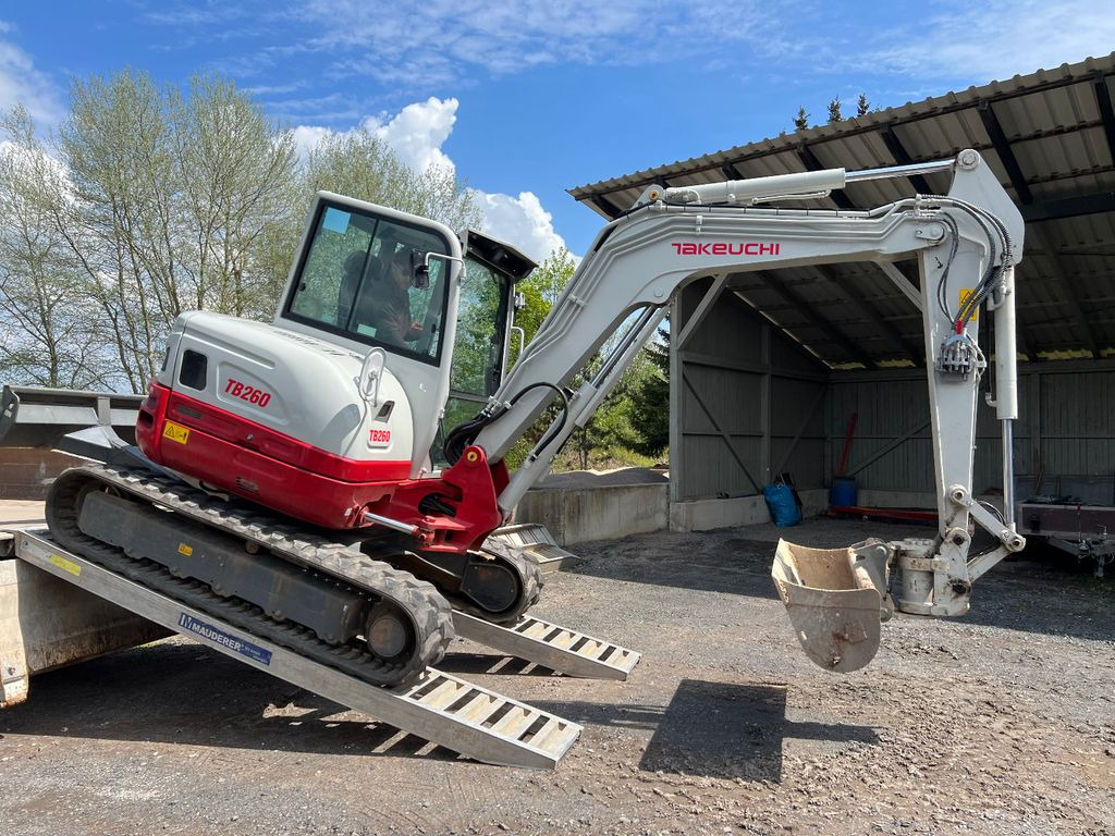 Takeuchi TB 260 u. 250 V4 Powertilt 3x vorhanden  - Мини-экскаватор: фото 1