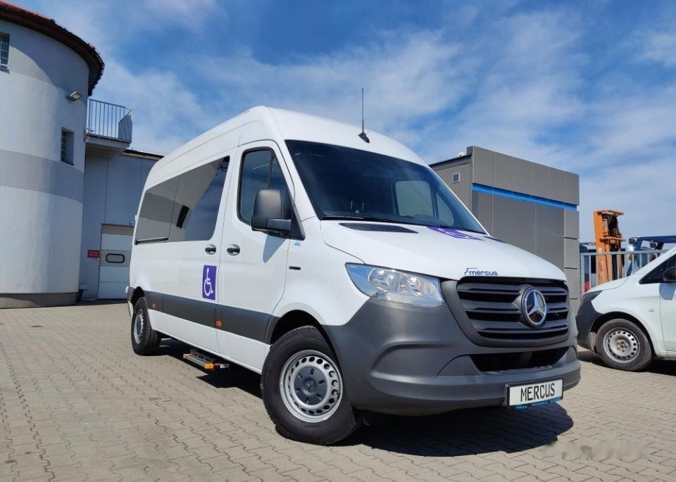 Mercedes-Benz E-Sprinter - Микроавтобус, Электробус: фото 1