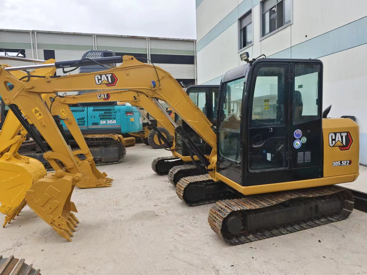 CATERPILLAR 305.5E2 - Мини-экскаватор: фото 1 CATERPILLAR 305.5E2 - Мини-экскаватор: фото 1