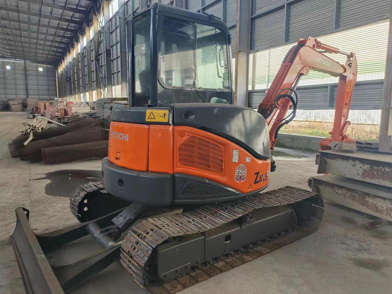 HITACHI ZX50U mini digger ZX55 ZX60 ZX70 small excavator - Мини-экскаватор: фото 3 HITACHI ZX50U mini digger ZX55 ZX60 ZX70 small excavator - Мини-экскаватор: фото 3
