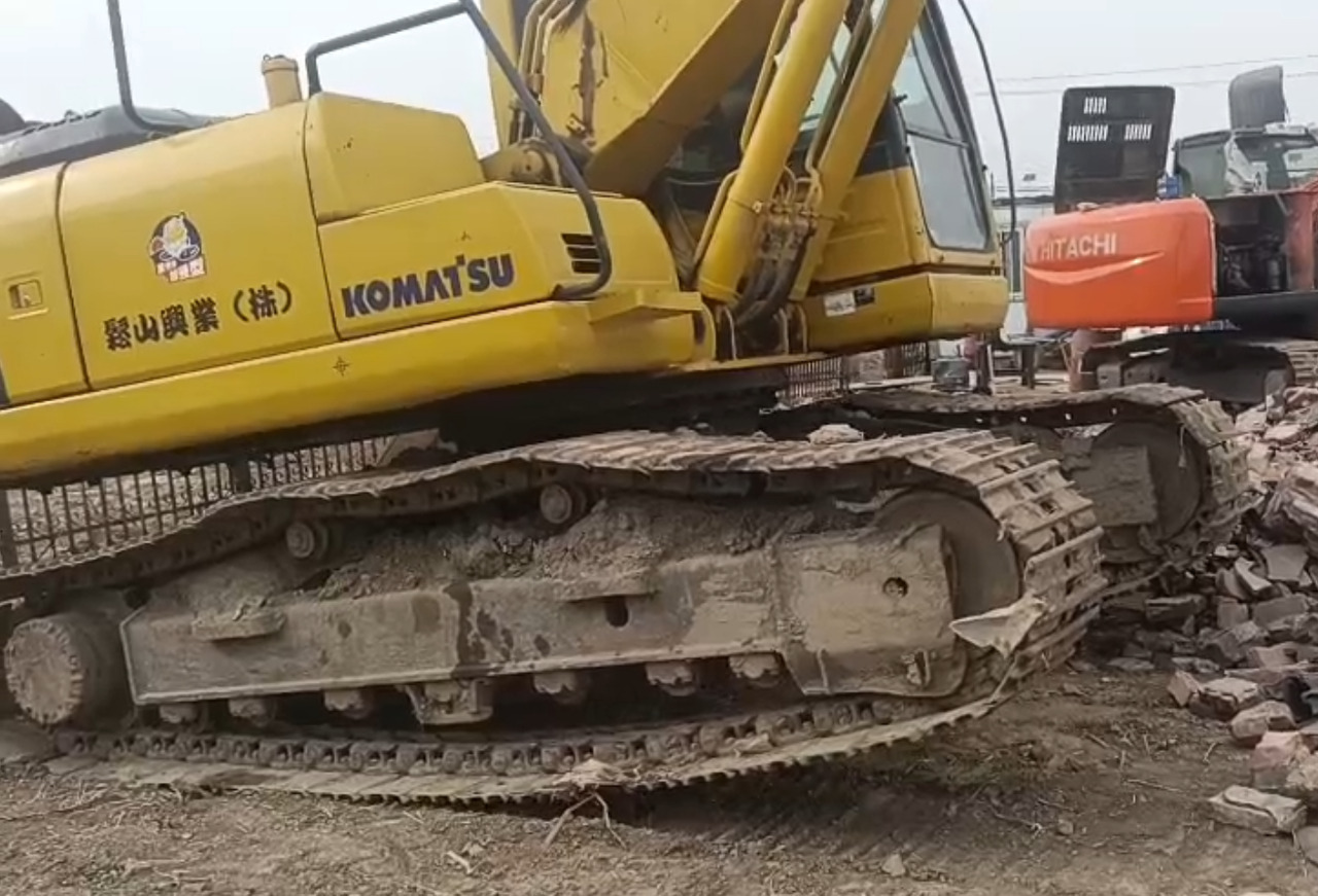 KOMATSU PC200-8N1 - Гусеничный экскаватор: фото 2 KOMATSU PC200-8N1 - Гусеничный экскаватор: фото 2