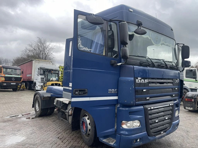 DAF XF 105.460 Tractor unit - Тягач: фото 1 DAF XF 105.460 Tractor unit - Тягач: фото 1