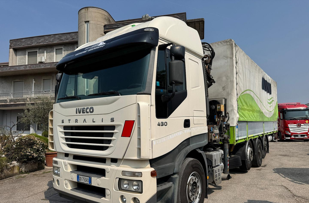 IVECO 430 - 4 ASSI STRADALE CON GRU - Тентованный грузовик, Автоманипулятор: фото 1 IVECO 430 - 4 ASSI STRADALE CON GRU - Тентованный грузовик, Автоманипулятор: фото 1