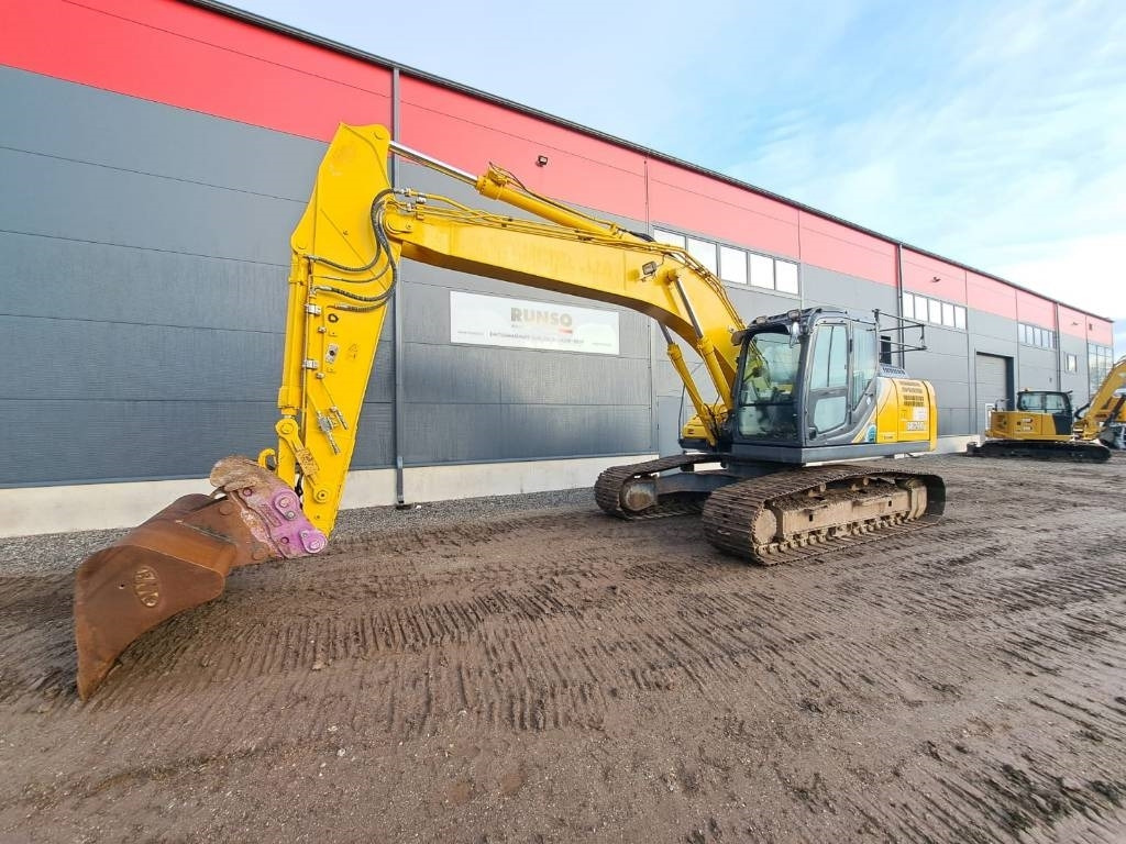 Kobelco SK 210 LC-10 - Гусеничный экскаватор: фото 1 Kobelco SK 210 LC-10 - Гусеничный экскаватор: фото 1