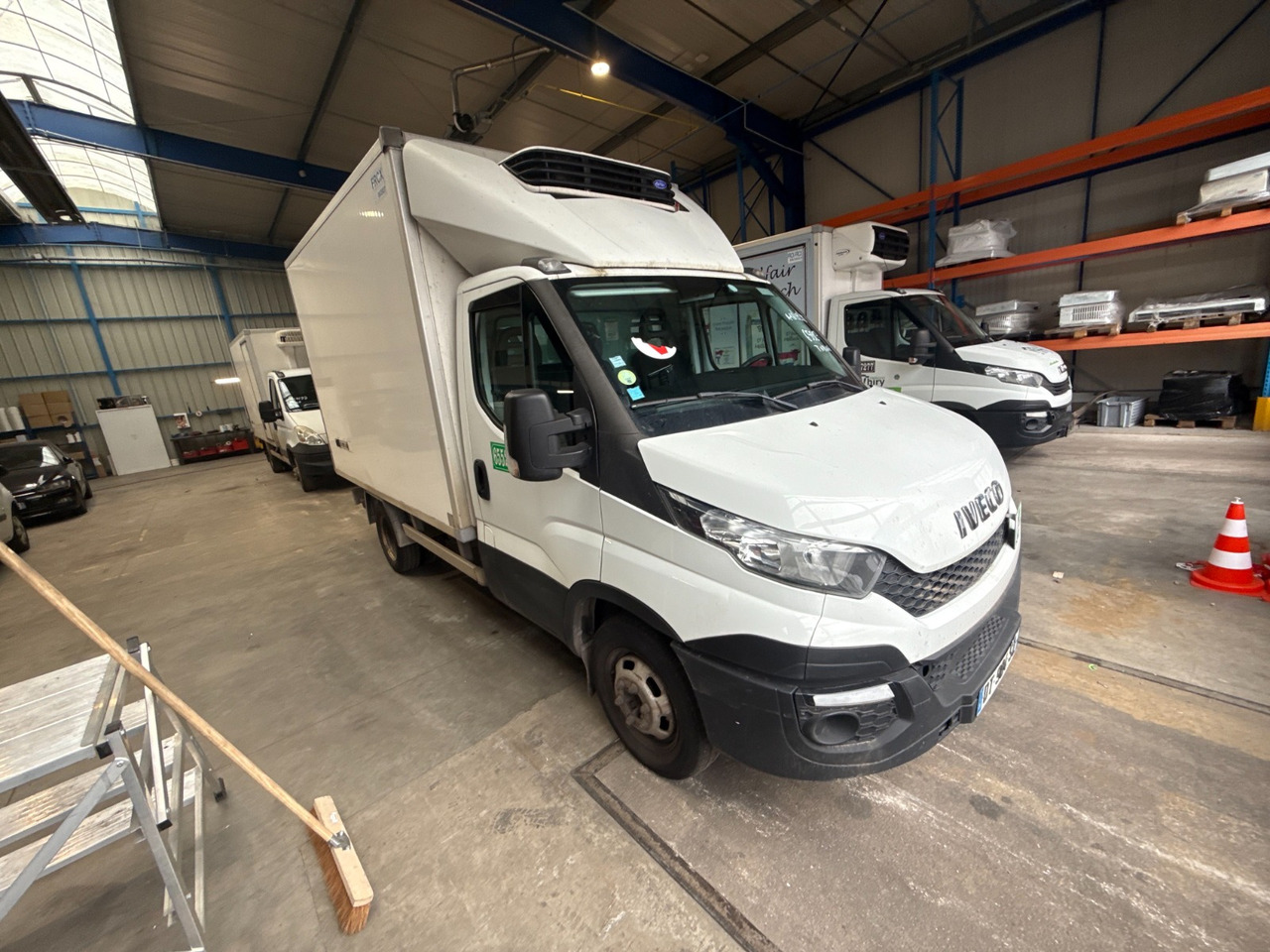 IVECO DAILY 35C13 KONTENER CHŁODNIA NR 847 WKRÓTCE!!! - Фургон-рефрижератор: фото 1 IVECO DAILY 35C13 KONTENER CHŁODNIA NR 847 WKRÓTCE!!! - Фургон-рефрижератор: фото 1