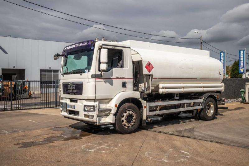 MAN TGM 18.330 BL+MAGYAR 14.000 L/5 COMP - Грузовик-цистерна: фото 1 MAN TGM 18.330 BL+MAGYAR 14.000 L/5 COMP - Грузовик-цистерна: фото 1