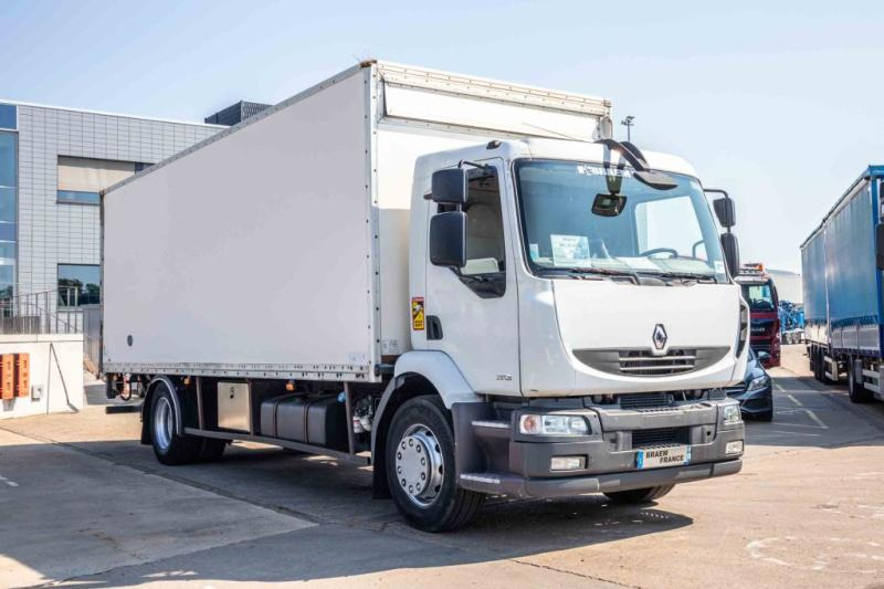 Renault MIDLUM 280DXI+POUSSIN/CHICKEN/KUIKEN/KÛKEN - Рефрижератор: фото 2 Renault MIDLUM 280DXI+POUSSIN/CHICKEN/KUIKEN/KÛKEN - Рефрижератор: фото 2