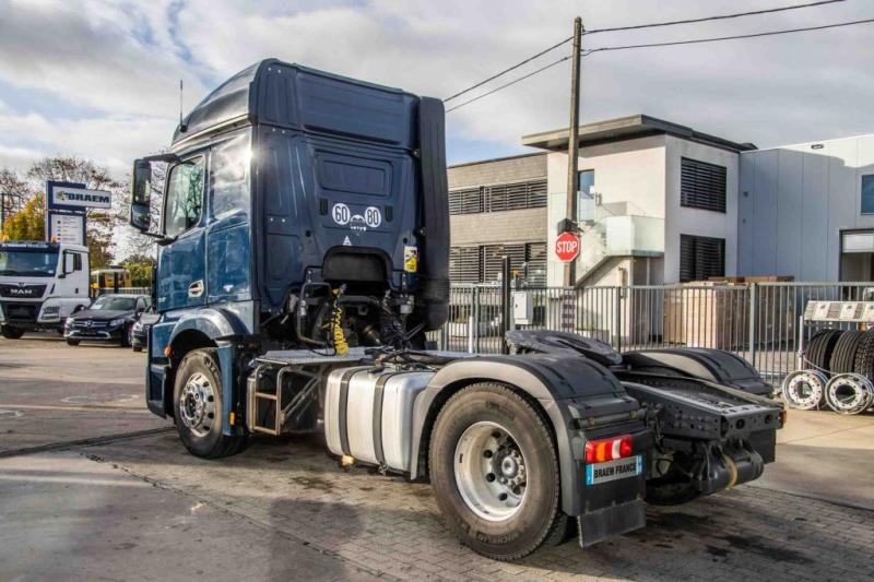 Mercedes ACTROS 1843 LS+E6+HYDRAULIQUE - Тягач: фото 4 Mercedes ACTROS 1843 LS+E6+HYDRAULIQUE - Тягач: фото 4