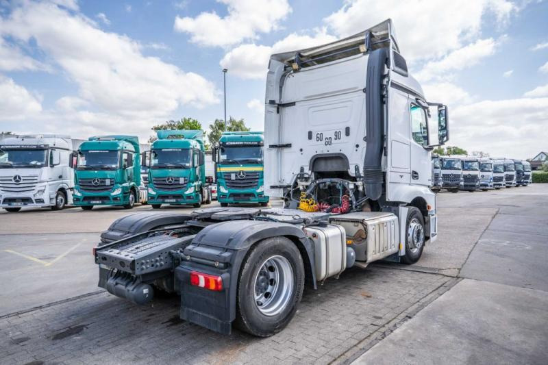 Mercedes ACTROS 1845 LS+HYDR - Тягач: фото 4 Mercedes ACTROS 1845 LS+HYDR - Тягач: фото 4