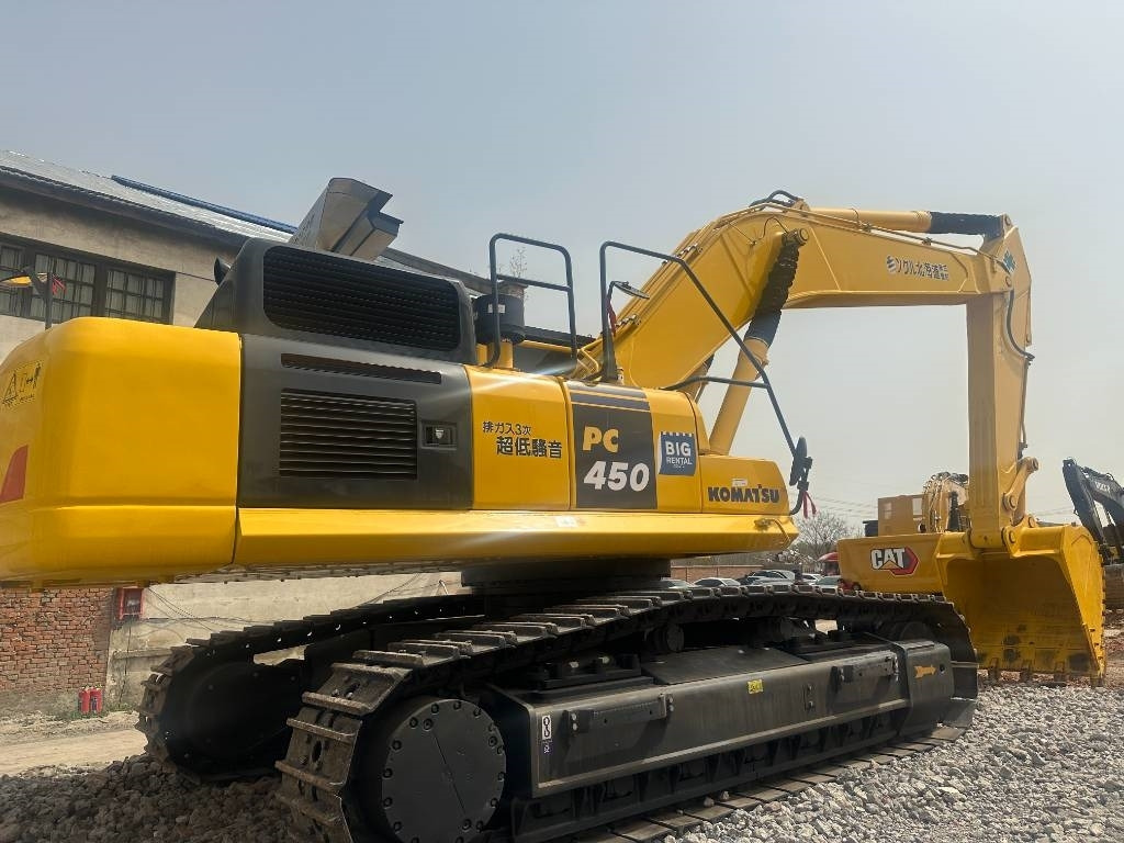 Komatsu PC 450 - Гусеничный экскаватор: фото 1 Komatsu PC 450 - Гусеничный экскаватор: фото 1