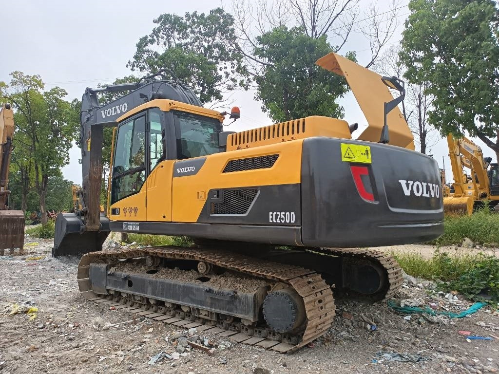 Volvo EC 250 D L - Гусеничный экскаватор: фото 1 Volvo EC 250 D L - Гусеничный экскаватор: фото 1
