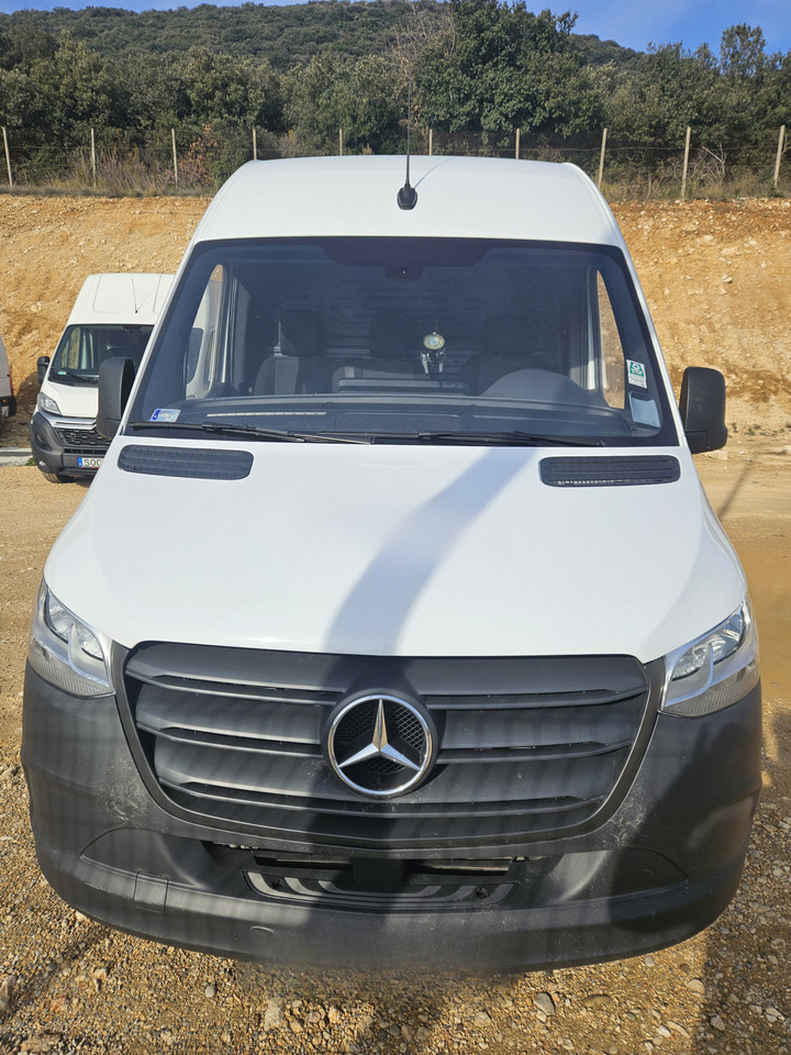 Mercedes-Benz Mercedes-Benz Sprinter L2H2 907 315 CDI - Фургон с закрытым кузовом: фото 2 Mercedes-Benz Mercedes-Benz Sprinter L2H2 907 315 CDI - Фургон с закрытым кузовом: фото 2