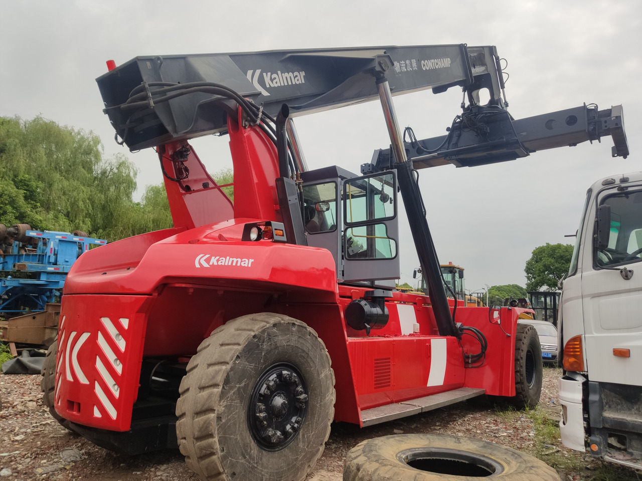 Kalmar DRF450 Reach stacker 45ton Container forklift - Ричстакер: фото 1 Kalmar DRF450 Reach stacker 45ton Container forklift - Ричстакер: фото 1