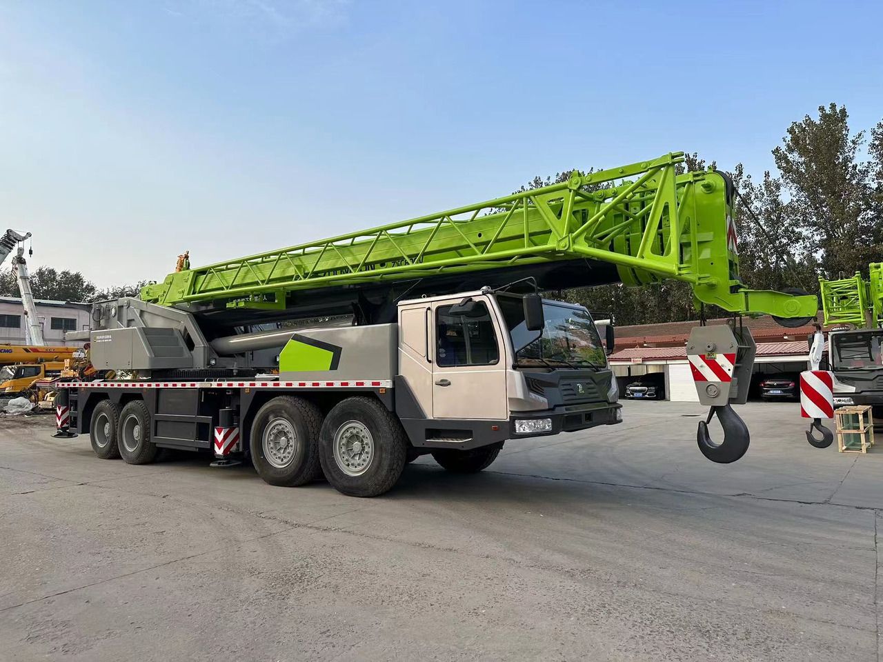 Zoomlion ZTC800V Used 80ton trcuk crane - Автокран: фото 1 Zoomlion ZTC800V Used 80ton trcuk crane - Автокран: фото 1