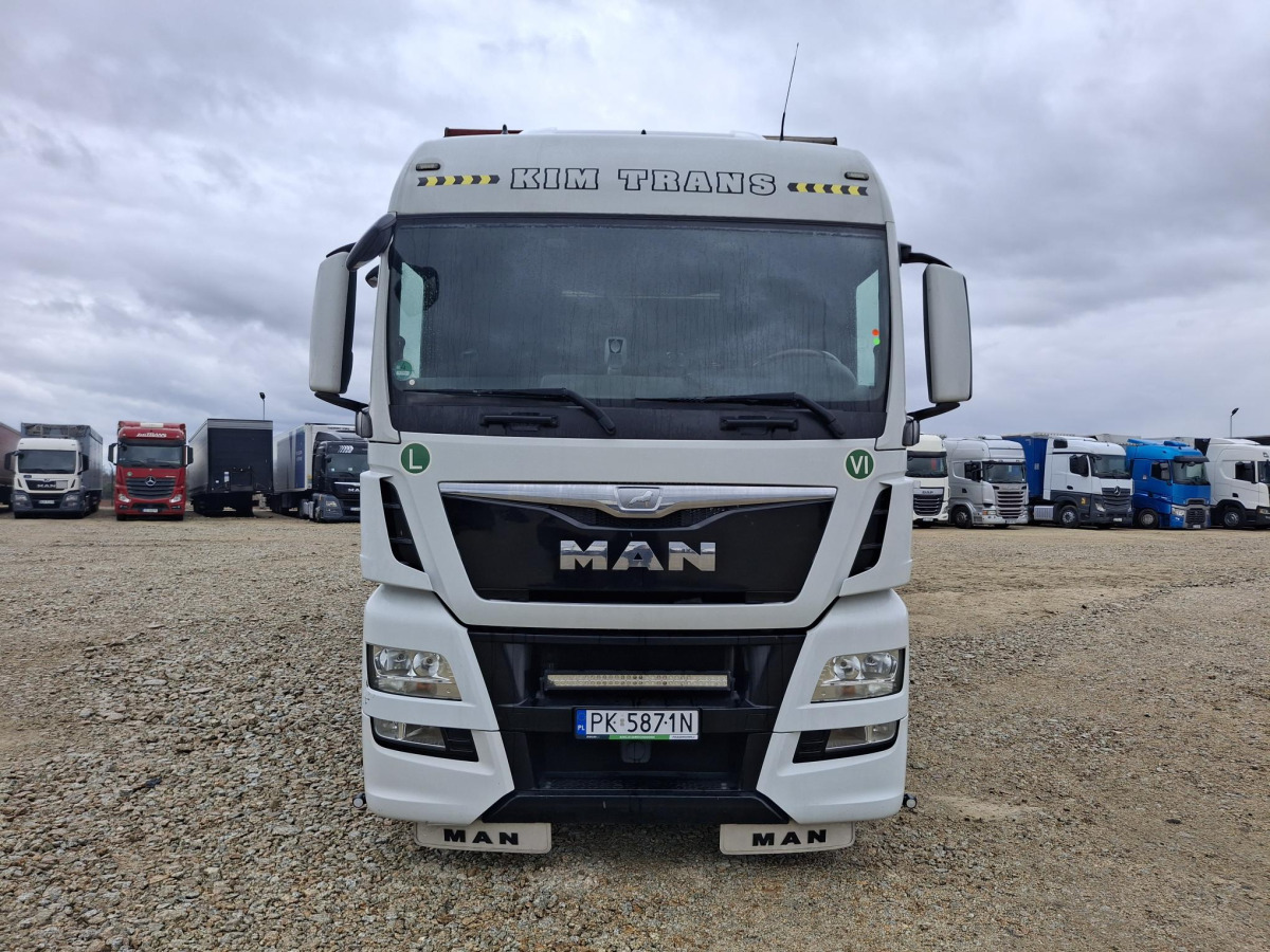 MAN TGX SOLÓWKA - Тентованный грузовик: фото 3 MAN TGX SOLÓWKA - Тентованный грузовик: фото 3