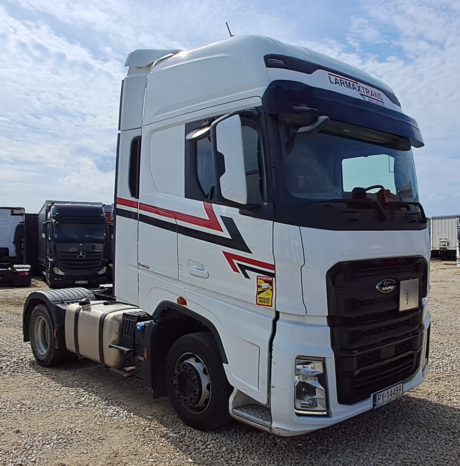 Тягач FORD Trucks F-MAX CIĄGNIK SIODŁOWY: фото 1