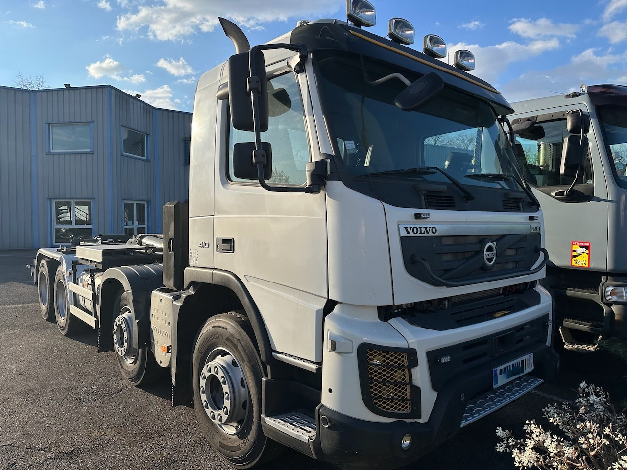 VOLVO FMX - Крюковой мультилифт: фото 2 VOLVO FMX - Крюковой мультилифт: фото 2