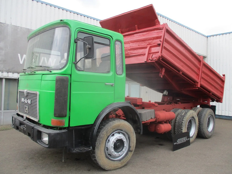 MAN 26.280 , Manual , 6x4 , 3 Way Tipper , Spring suspension - Самосвал: фото 1