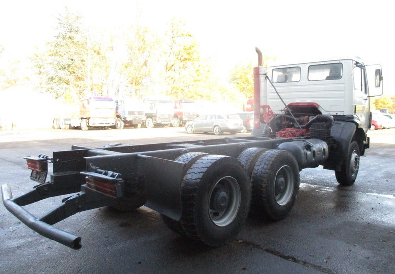 Mercedes-Benz 2538 , V8 , Manual , 6x4 , Spring suspension , Euro 2 - Грузовик-шасси: фото 3 Mercedes-Benz 2538 , V8 , Manual , 6x4 , Spring suspension , Euro 2 - Грузовик-шасси: фото 3