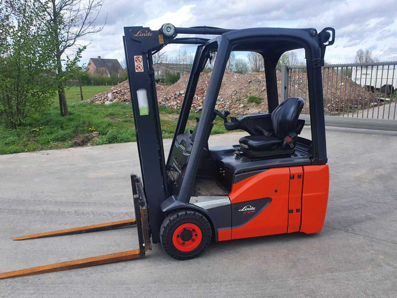 Вилочный погрузчик Linde E16C: фото 1