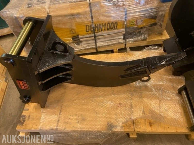NY HENIMA RIPPER 9-19 TONNS GRAVEMASKIN S60 FESTE **INGEN MINSTEPRIS** - Навесное оборудование для Строительной техники: фото 1 NY HENIMA RIPPER 9-19 TONNS GRAVEMASKIN S60 FESTE **INGEN MINSTEPRIS** - Навесное оборудование для Строительной техники: фото 1