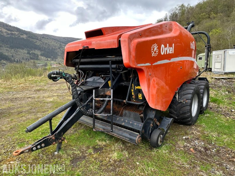 2015 2015 Orkel hiQ Smartbaler Rundballepresse m/styringsboks, syrepumpe og breiplast - Сельскохозяйственная техника: фото 1 2015 2015 Orkel hiQ Smartbaler Rundballepresse m/styringsboks, syrepumpe og breiplast - Сельскохозяйственная техника: фото 1
