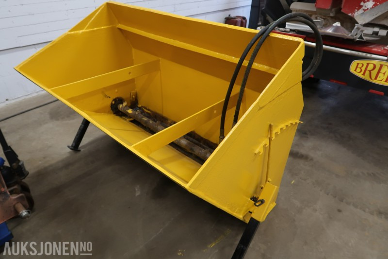 1990 Dalen 1534S selvlessende strøkasse - Сельскохозяйственная техника: фото 1 1990 Dalen 1534S selvlessende strøkasse - Сельскохозяйственная техника: фото 1