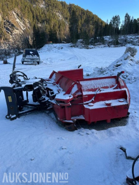 2017 Tokvam UT 490 U-plog 3 punkt og med volvo innfestning - Сельскохозяйственная техника: фото 1