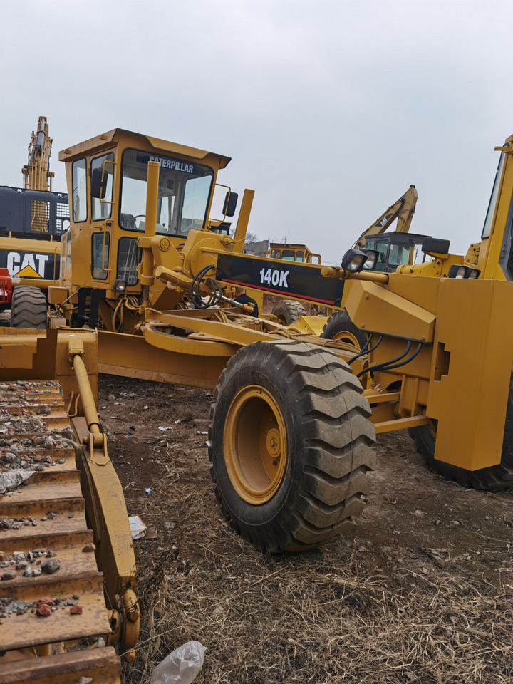 CATERPILLAR 140K - Грейдер: фото 1