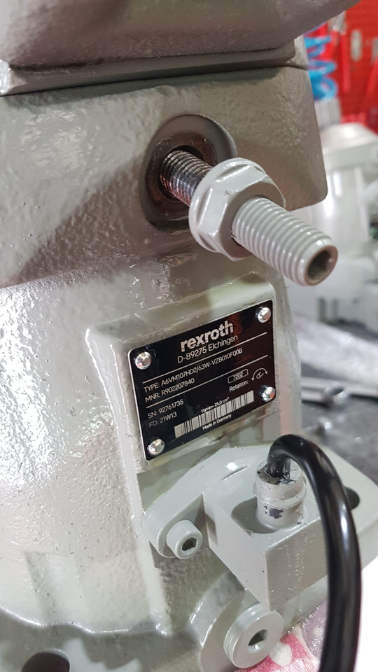 REXROTH A6VM107HD2/63W-VZB010F00B R902207840 - Гидравлический мотор для Буровых машин: фото 1