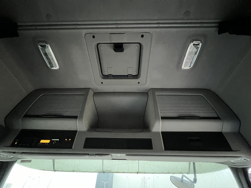 Volvo FM 370 4x2 trekker Globetrotter / Euro 5 в лизинг Volvo FM 370 4x2 trekker Globetrotter / Euro 5: фото 18