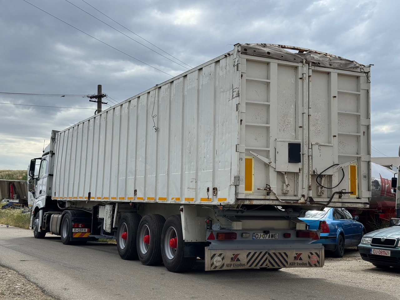 BENALU Bena Cereale 68m3 T34C1NL Aluminiu - Самосвальный полуприцеп: фото 1