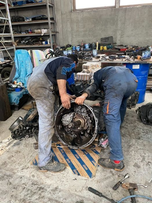 Piese din dezmembrari CUTIE VITEZA Retarder astronic raport  for truck for parts - Коробка передач для Грузовиков: фото 1