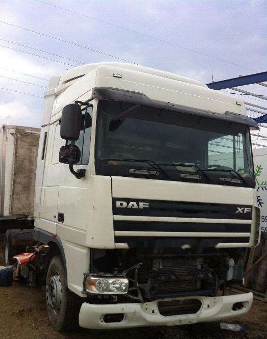 DAF XF 95 orice piesa - Тягач: фото 1
