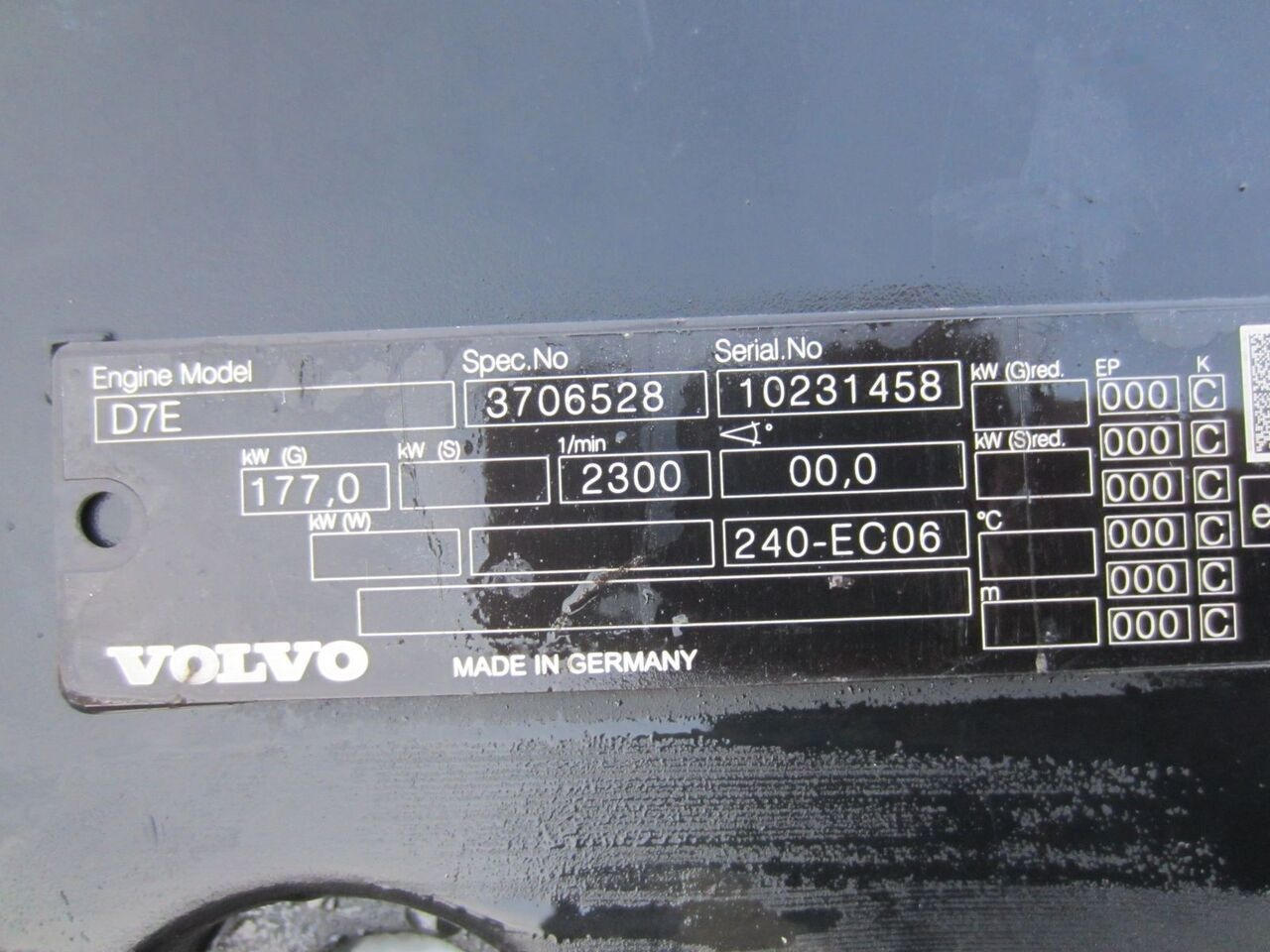 Volvo D7E 240-EC06 Volvo FL - Двигатель для Грузовиков: фото 1 Volvo D7E 240-EC06 Volvo FL - Двигатель для Грузовиков: фото 1