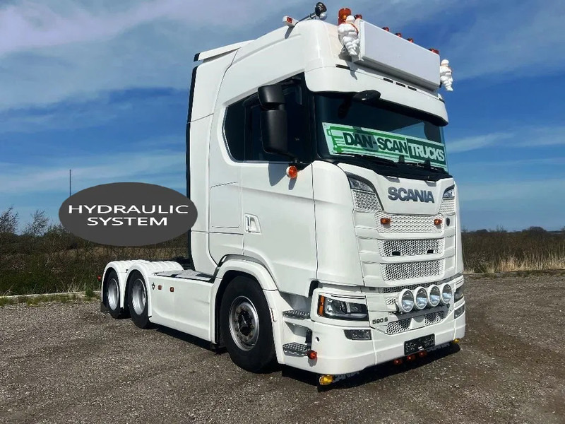 Scania 590S V8 NGS Like new . Air / Air suspension. hydr. system. - Тягач: фото 2 Scania 590S V8 NGS Like new . Air / Air suspension. hydr. system. - Тягач: фото 2