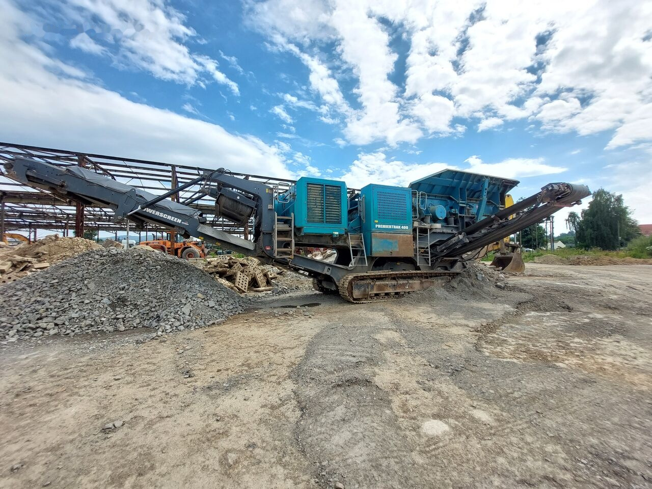 Powerscreen Premiertrak 400 - Мобильная дробилка: фото 1