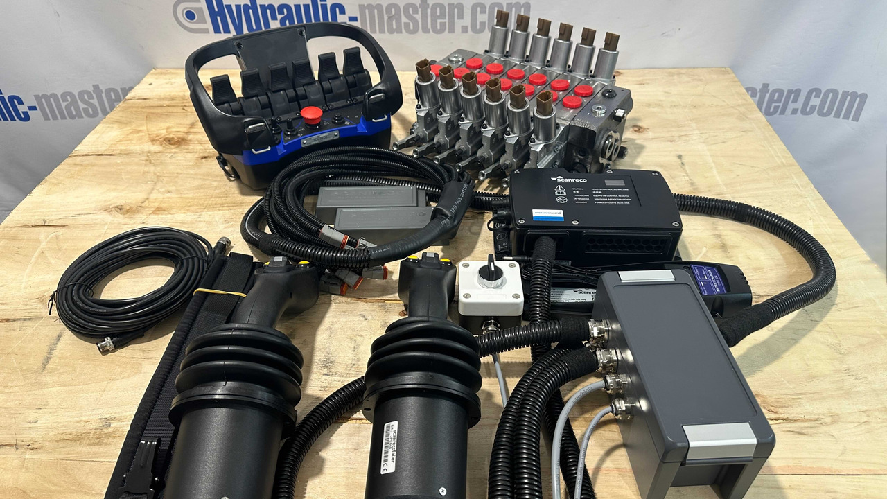 Proportional Valve Walvoil DPX100 with Control Scanreco RC400 and JP Joysticks PWM for Palfinger, Kubota, Kesla - Лесозаготовительная техника: фото 1 Proportional Valve Walvoil DPX100 with Control Scanreco RC400 and JP Joysticks PWM for Palfinger, Kubota, Kesla - Лесозаготовительная техника: фото 1