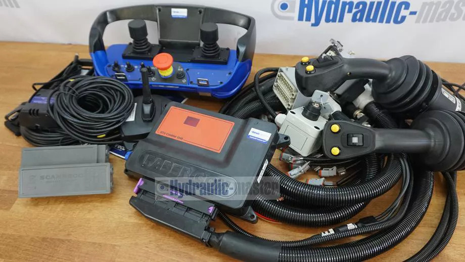 Лесозаготовительная техника CanBus 2 joysticks with radio control Scanreco G3 12 V Forest crane for Palms Farma BMF KTS: фото 1