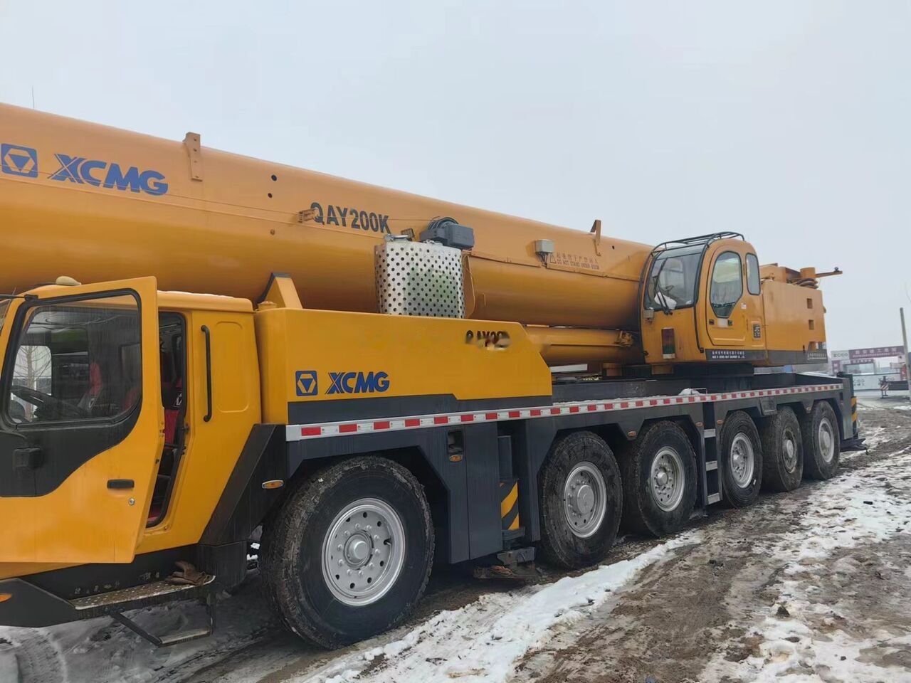 XCMG QAY200 truck crane 25 50 70 80 100 200 mobile crane for sale - Мобильный кран: фото 5 XCMG QAY200 truck crane 25 50 70 80 100 200 mobile crane for sale - Мобильный кран: фото 5