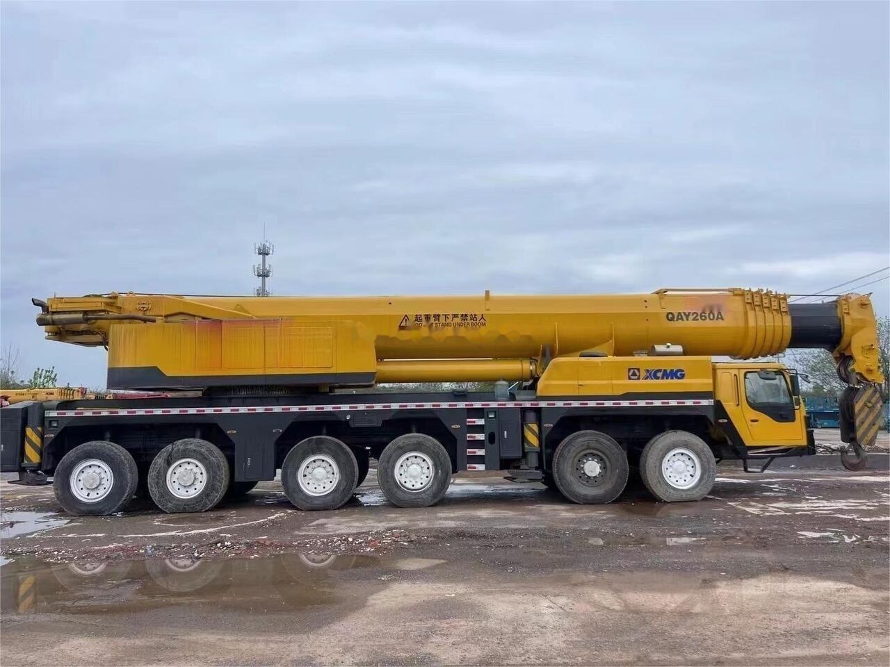 XCMG QAY260A 206T 260ton - Мобильный кран: фото 1 XCMG QAY260A 206T 260ton - Мобильный кран: фото 1