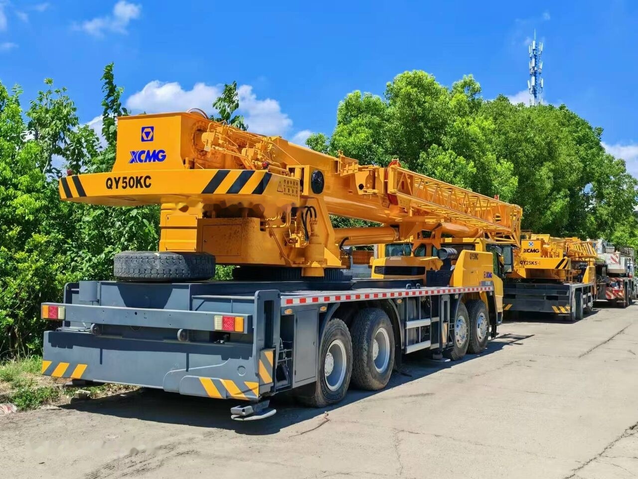 XCMG XCT50 XCT30 XCT35 QY50KC QY50K 50T 50ton 50 35 60 - Мобильный кран: фото 2 XCMG XCT50 XCT30 XCT35 QY50KC QY50K 50T 50ton 50 35 60 - Мобильный кран: фото 2