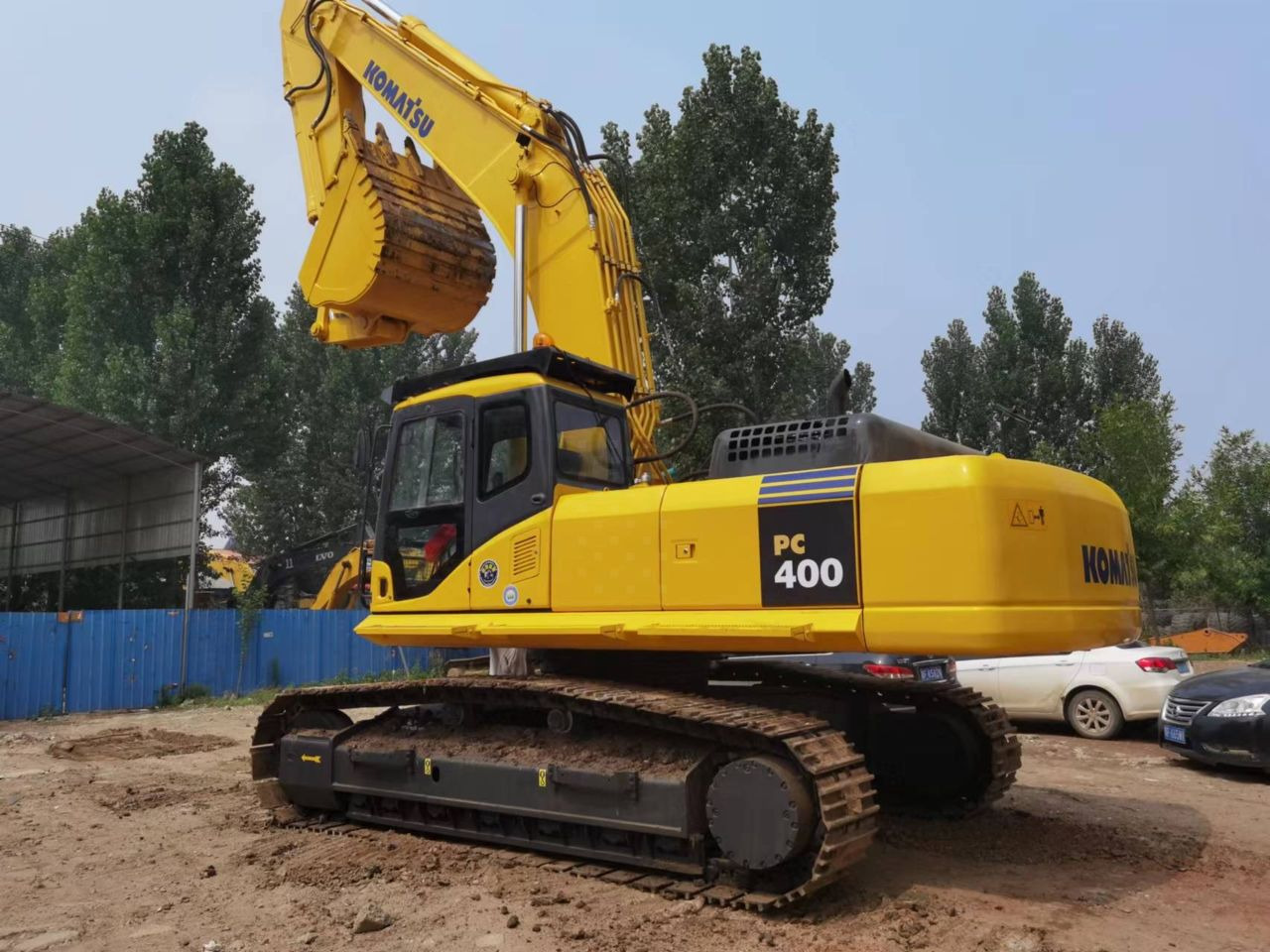 Komatsu PC400-7 - Гусеничный экскаватор: фото 1 Komatsu PC400-7 - Гусеничный экскаватор: фото 1