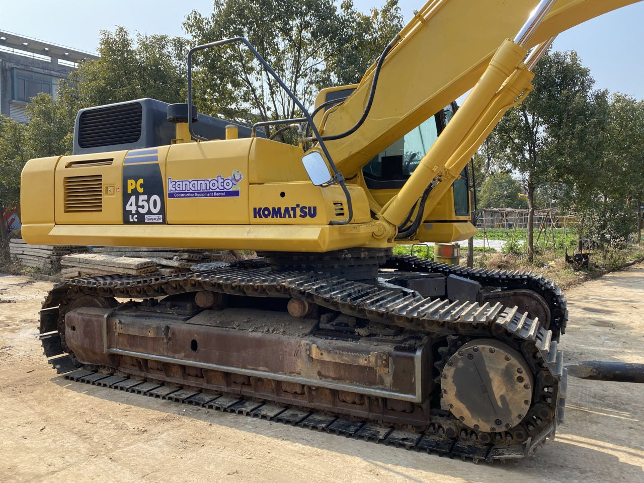 Komatsu PC450-8 - Гусеничный экскаватор: фото 1 Komatsu PC450-8 - Гусеничный экскаватор: фото 1