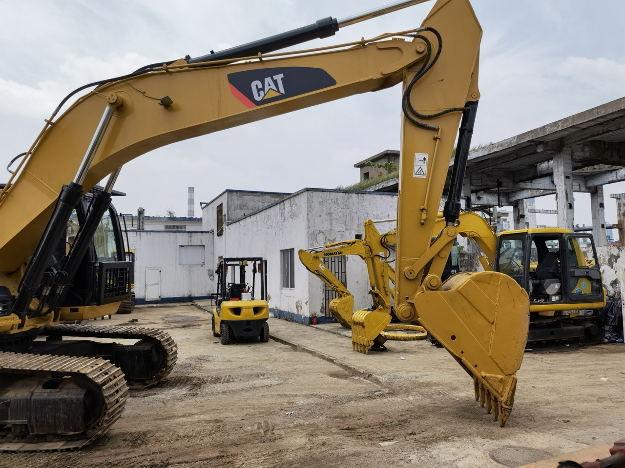 Cat 336DL Excavator - Гусеничный экскаватор: фото 4 Cat 336DL Excavator - Гусеничный экскаватор: фото 4
