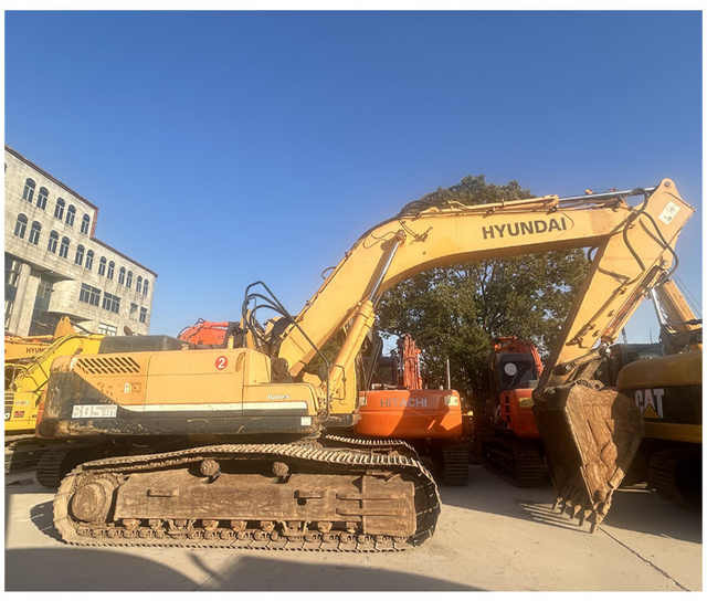 Cheap Price used 30 ton Hyundai excavator hyundai 305lc-9T 305-7 305LC Hyundai 305 second-hand excavator for sale - Гусеничный экскаватор: фото 1 Cheap Price used 30 ton Hyundai excavator hyundai 305lc-9T 305-7 305LC Hyundai 305 second-hand excavator for sale - Гусеничный экскаватор: фото 1