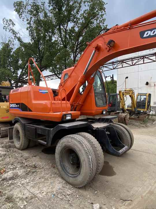 Doosan used excavators 150W-7 210W-7 12 ton mini excavators wheel excavators for sale в лизинг Doosan used excavators 150W-7 210W-7 12 ton mini excavators wheel excavators for sale: фото 6