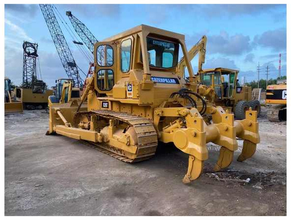 Good Condition Used CAT D7G Bulldozer Medium Caterpillar Crawler Construction Equipment on stock - Бульдозер: фото 1 Good Condition Used CAT D7G Bulldozer Medium Caterpillar Crawler Construction Equipment on stock - Бульдозер: фото 1
