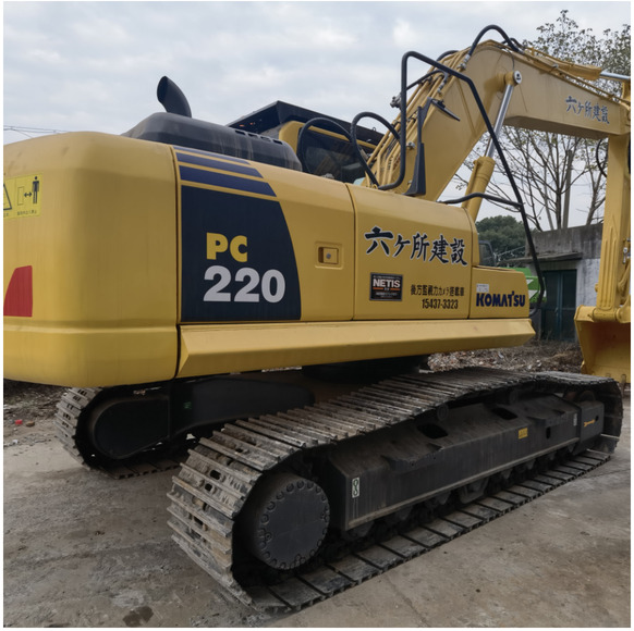 Good Condition second hand Komatsu PC220-8 Original Japan Cheap Used Excavators for sale in shanghai - Гусеничный экскаватор: фото 1 Good Condition second hand Komatsu PC220-8 Original Japan Cheap Used Excavators for sale in shanghai - Гусеничный экскаватор: фото 1