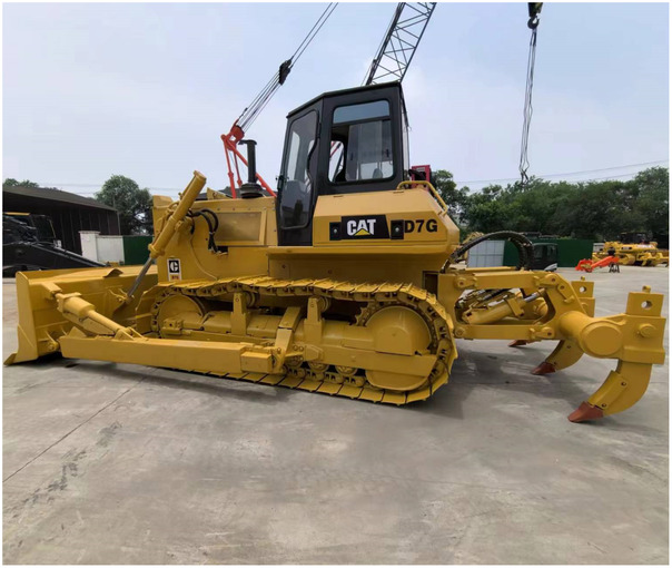 Good Performance High Quality Second Hand CAT D7G Bulldozer bulldozer used bulldozers in shanghai yard - Бульдозер: фото 1 Good Performance High Quality Second Hand CAT D7G Bulldozer bulldozer used bulldozers in shanghai yard - Бульдозер: фото 1